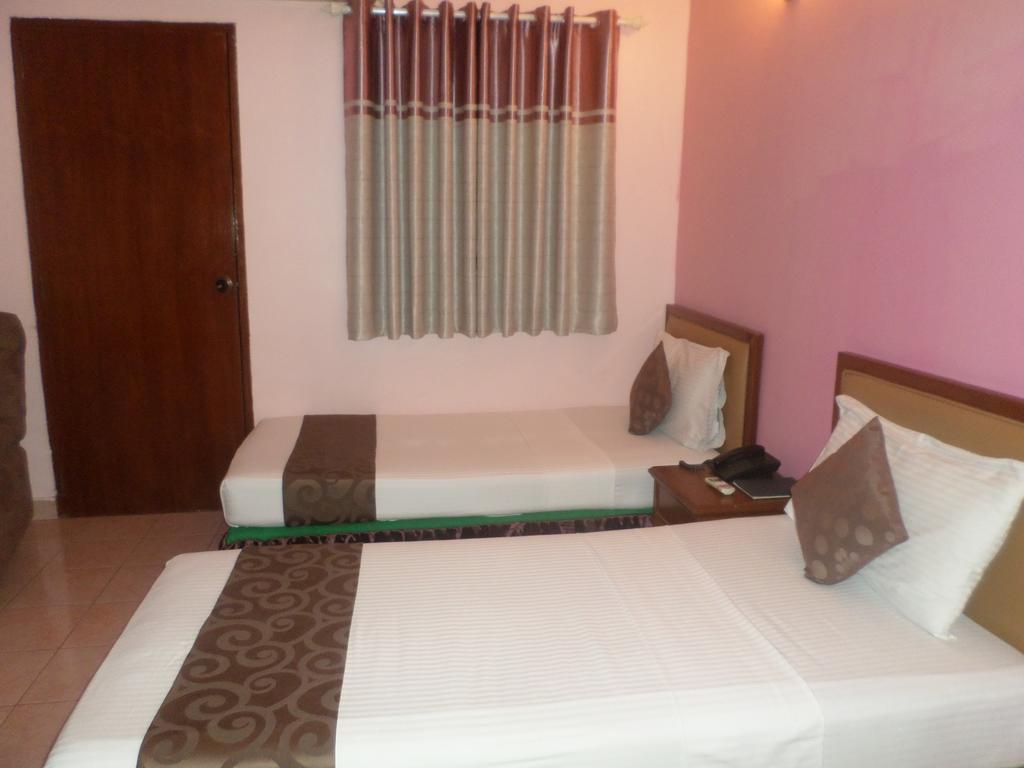 Skai Lodge Malé Quarto foto